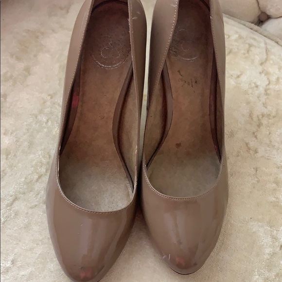 Jessica Simpson heels - Picture 2 of 4